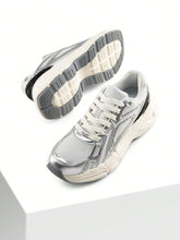 Load image into Gallery viewer, Platform Chunky Sneakers
